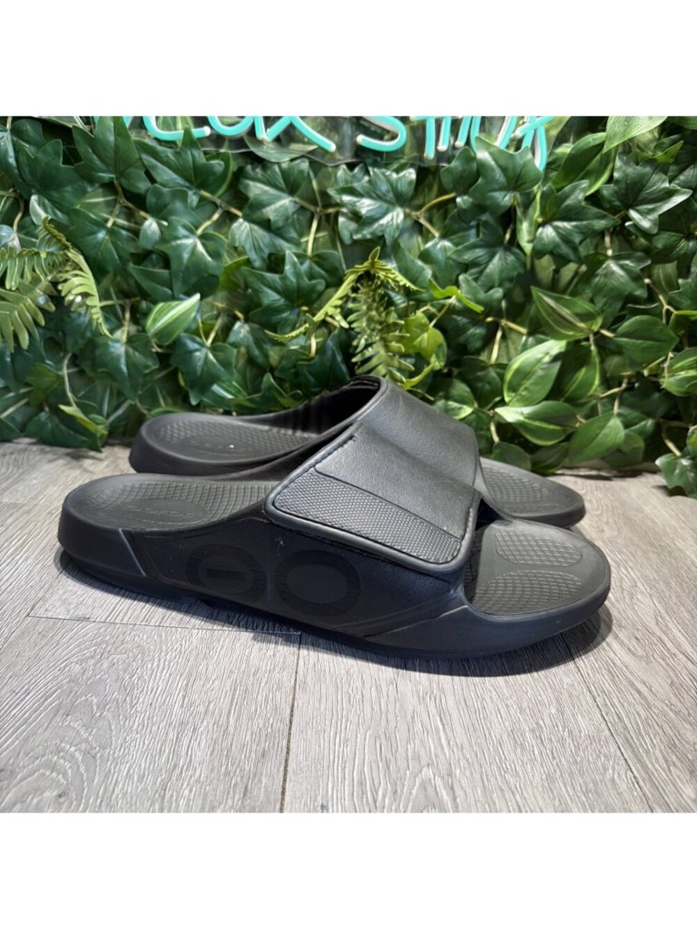 OOFOS Mens OOahh Sport Flex Sandal Black Matte 16 Slides